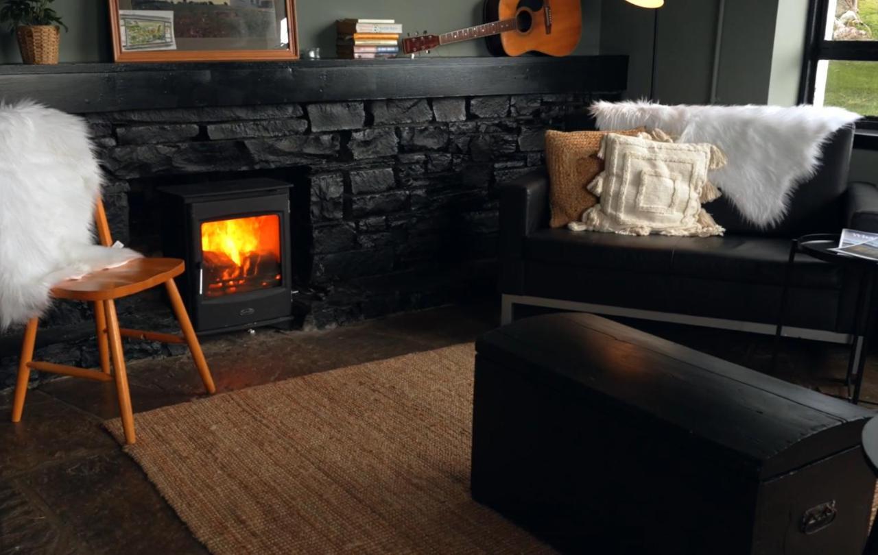 Ben Lettery Hostel Ballynahinch Eksteriør bilde