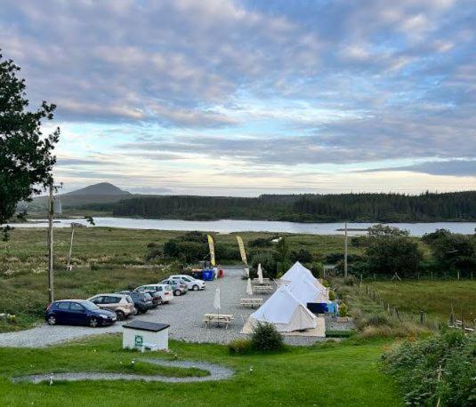 Ben Lettery Hostel Ballynahinch Eksteriør bilde